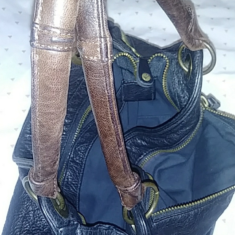 Handbag - Picture 6 of 7